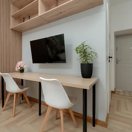 Apartament Beautiful For 2 Nafabrycznej By Renters *