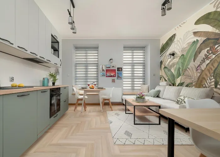 Beautiful For 2 Nafabrycznej By Renters شقة *